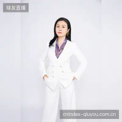 方伟